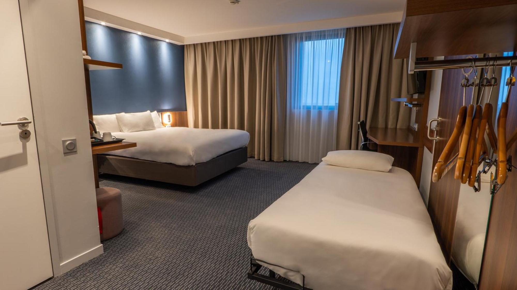 Holiday Inn Express Dijon By Ihg Saint-Apollinaire  Eksteriør billede