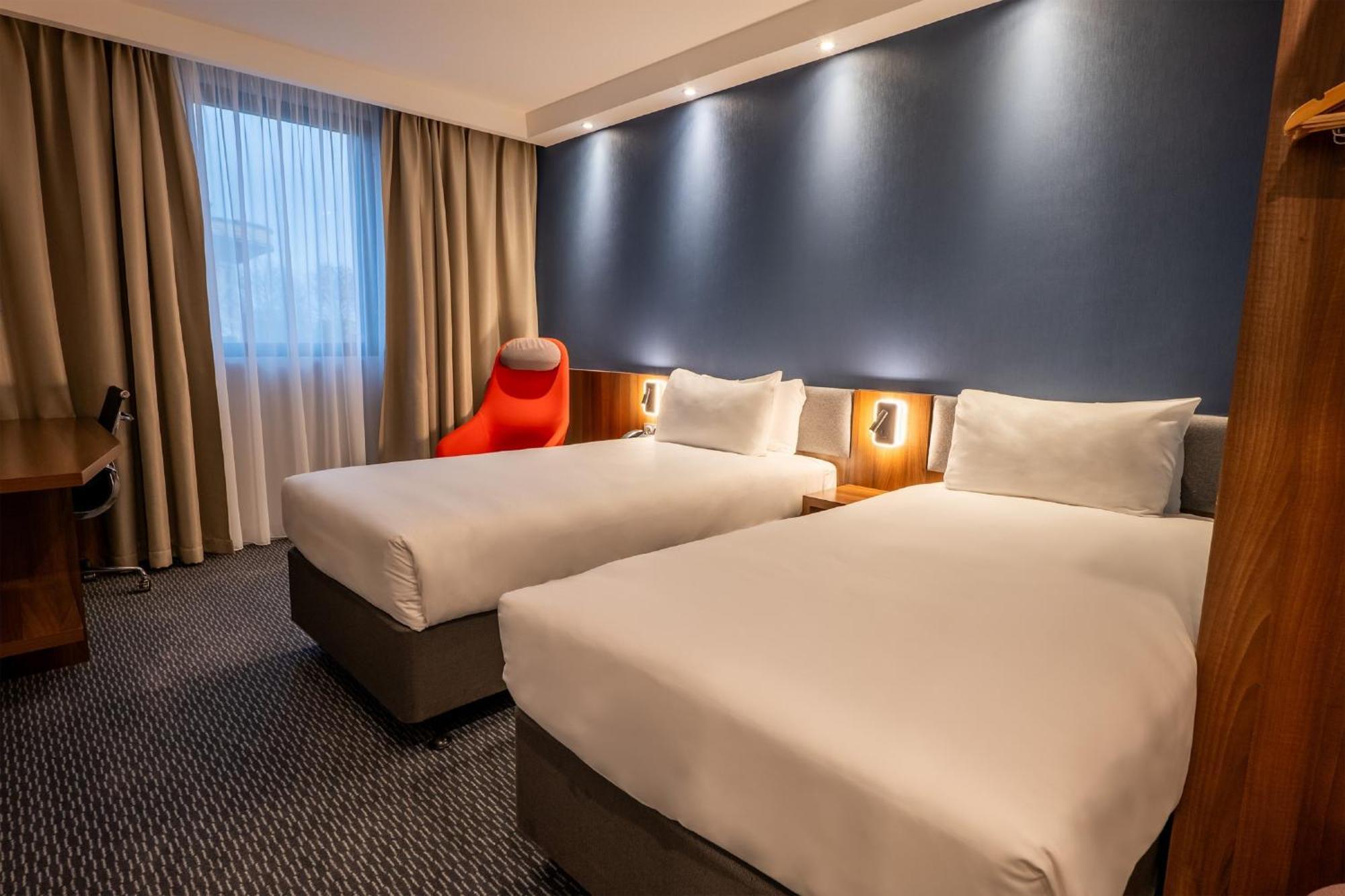 Holiday Inn Express Dijon By Ihg Saint-Apollinaire  Eksteriør billede