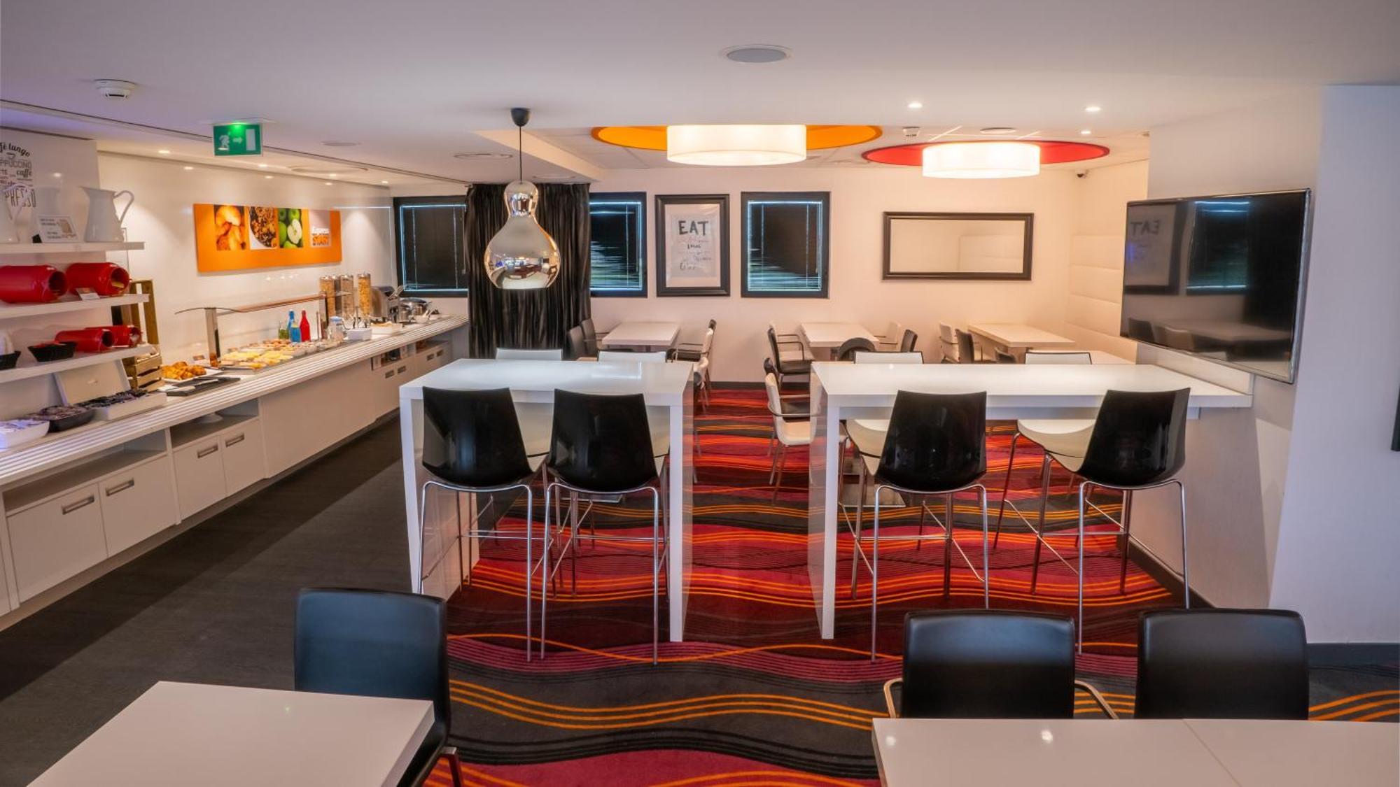 Holiday Inn Express Dijon By Ihg Saint-Apollinaire  Eksteriør billede